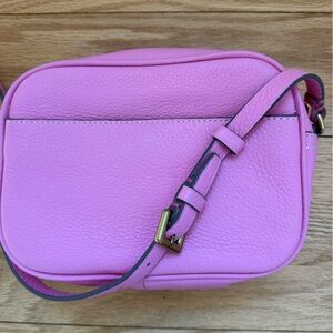 J CREW Bubblegum Pink Pebbled leather purse with lock & cross body strap NEW!